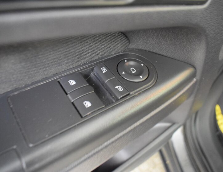 Opel Zafira MPV 1,6 l 85 kw