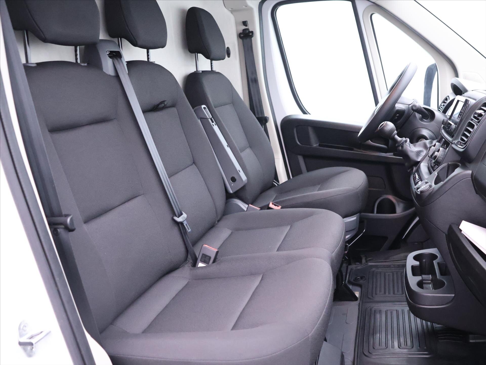 Toyota Proace Max Skříň 2,2 l 88 kw