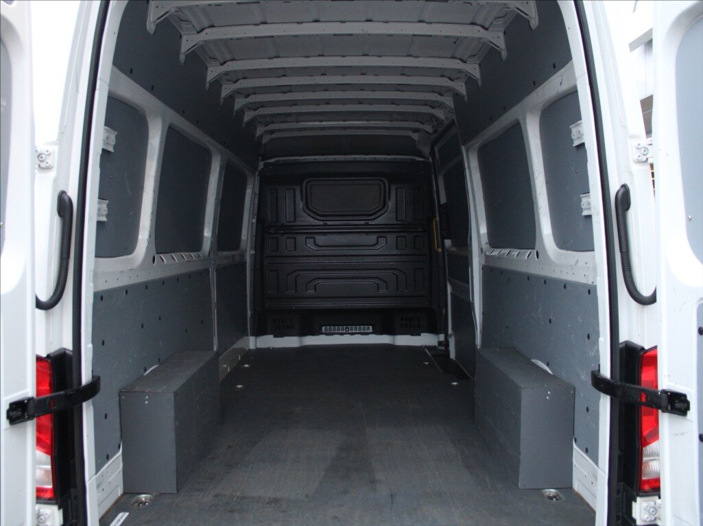 Volkswagen Crafter Skříň 2,0 l 103 kw