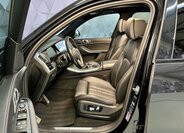 BMW X5 SUV / Terénní 4,4 l 457 kw