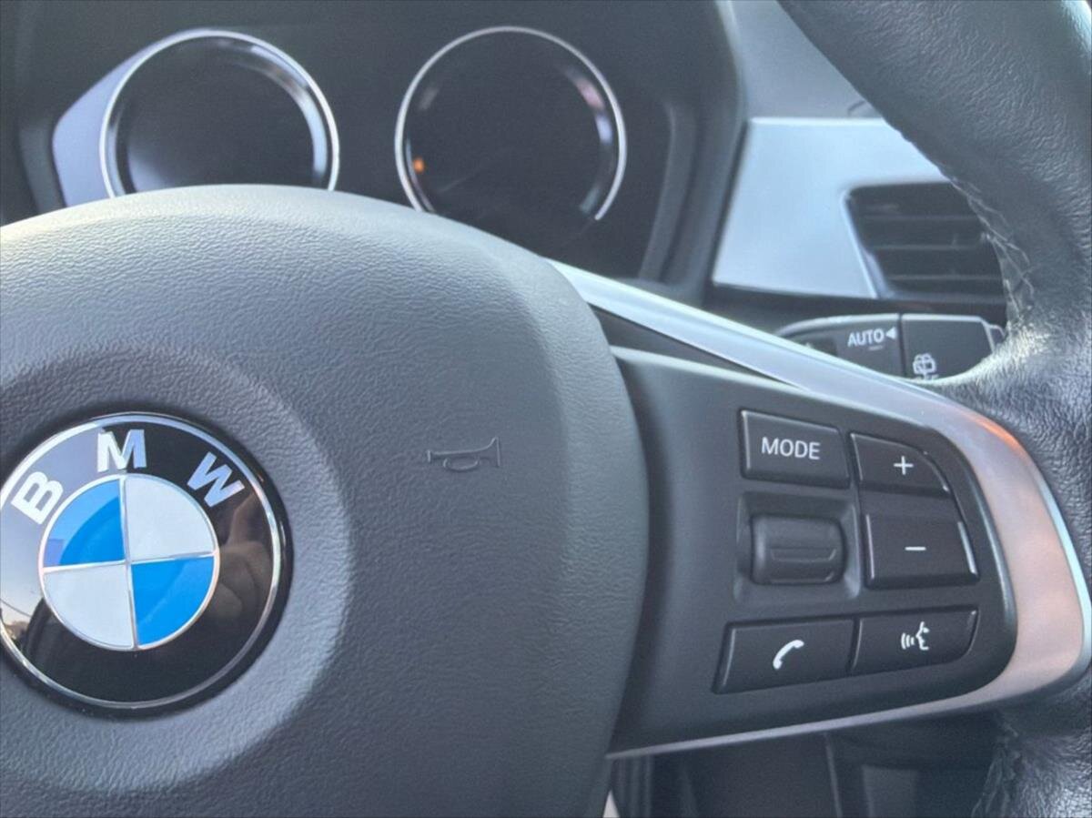 BMW X1 Kombi 2,0 l 141 kw