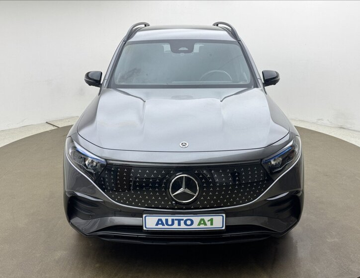 Mercedes-Benz EQB SUV / Terénní 0,0 168 kw