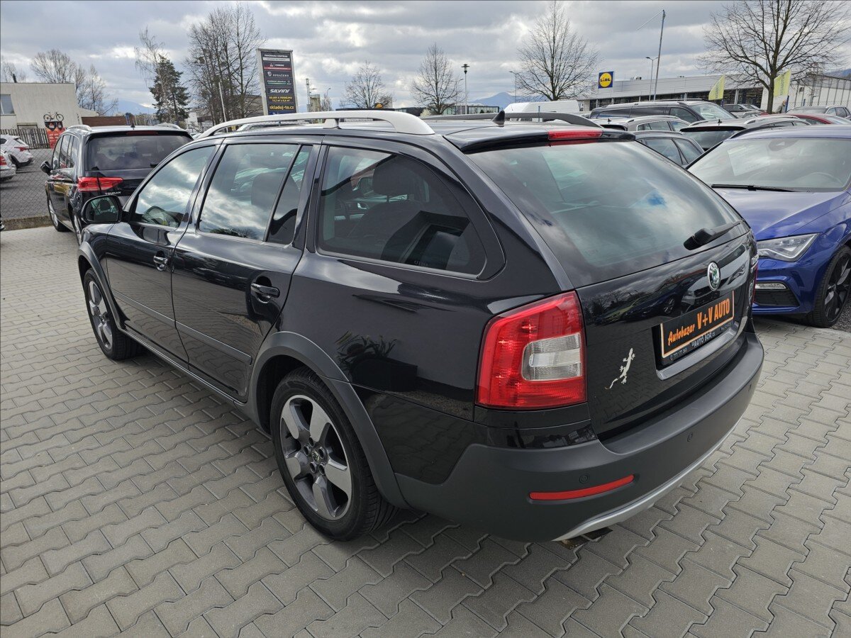 Škoda Octavia Kombi 2,0 l 103 kw