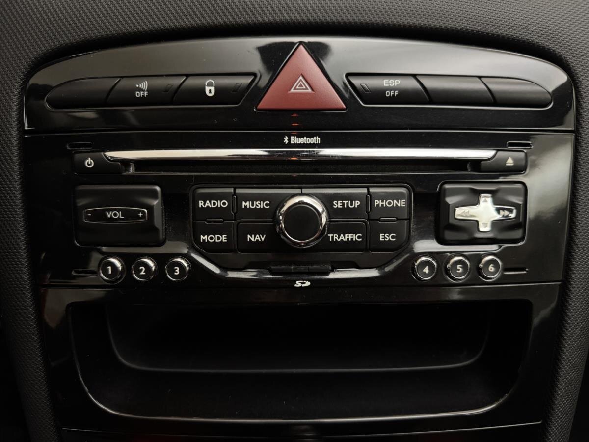 Peugeot 308 Kabriolet 1,6 l 82 kw