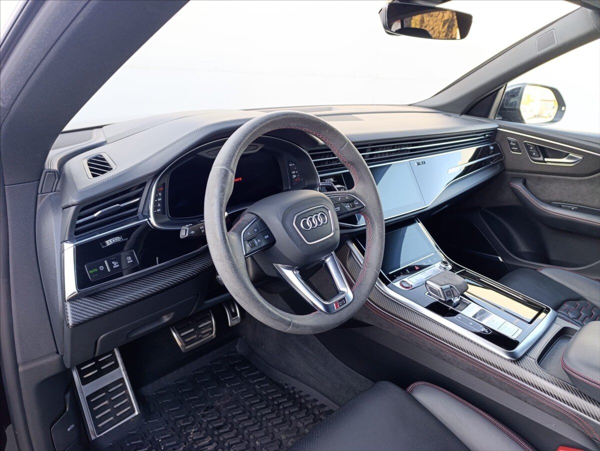 Audi RS Q8 SUV / Terénní 4,0 l 441 kw