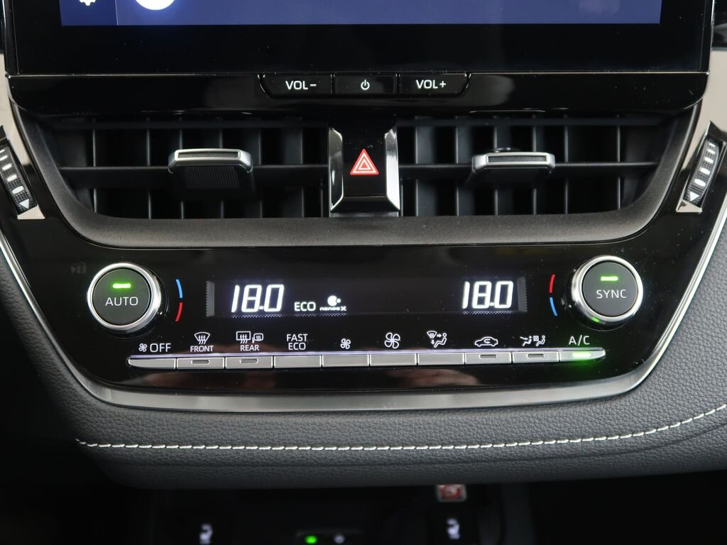 Toyota Corolla Sedan / Limuzína 1,8 l 72 kw