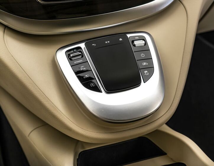 Mercedes-Benz Třídy V 19