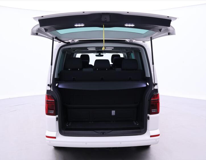 Volkswagen Multivan 9