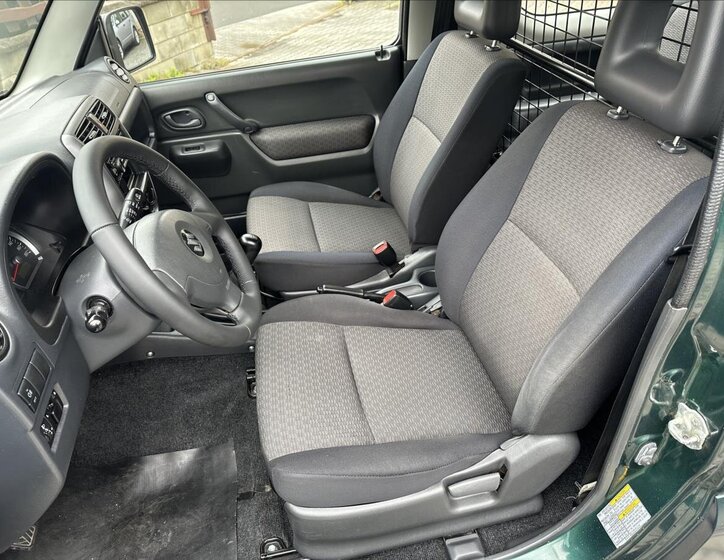 Suzuki Jimny 10