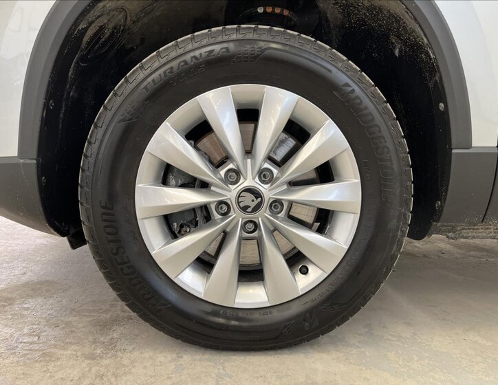 Škoda Karoq SUV 1,5 l 110 kw