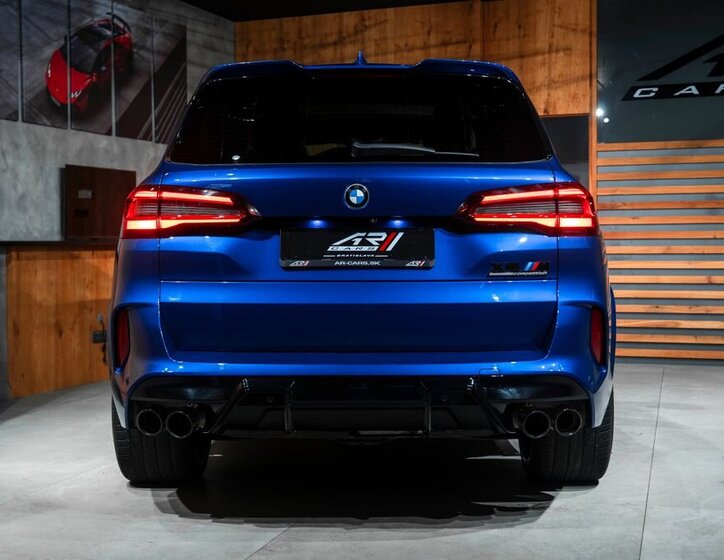 BMW X5 SUV / Terénní 4,4 l 460 kw