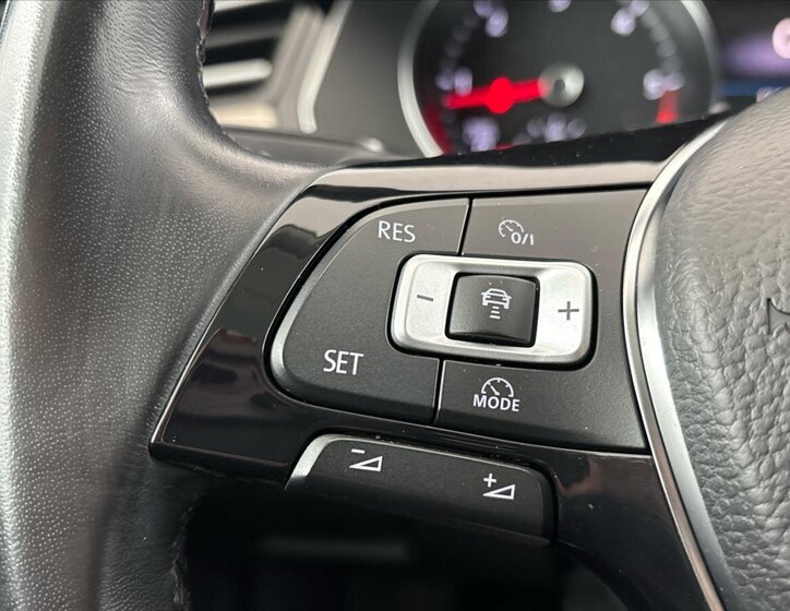 Volkswagen Passat Kombi 2,0 l 140 kw