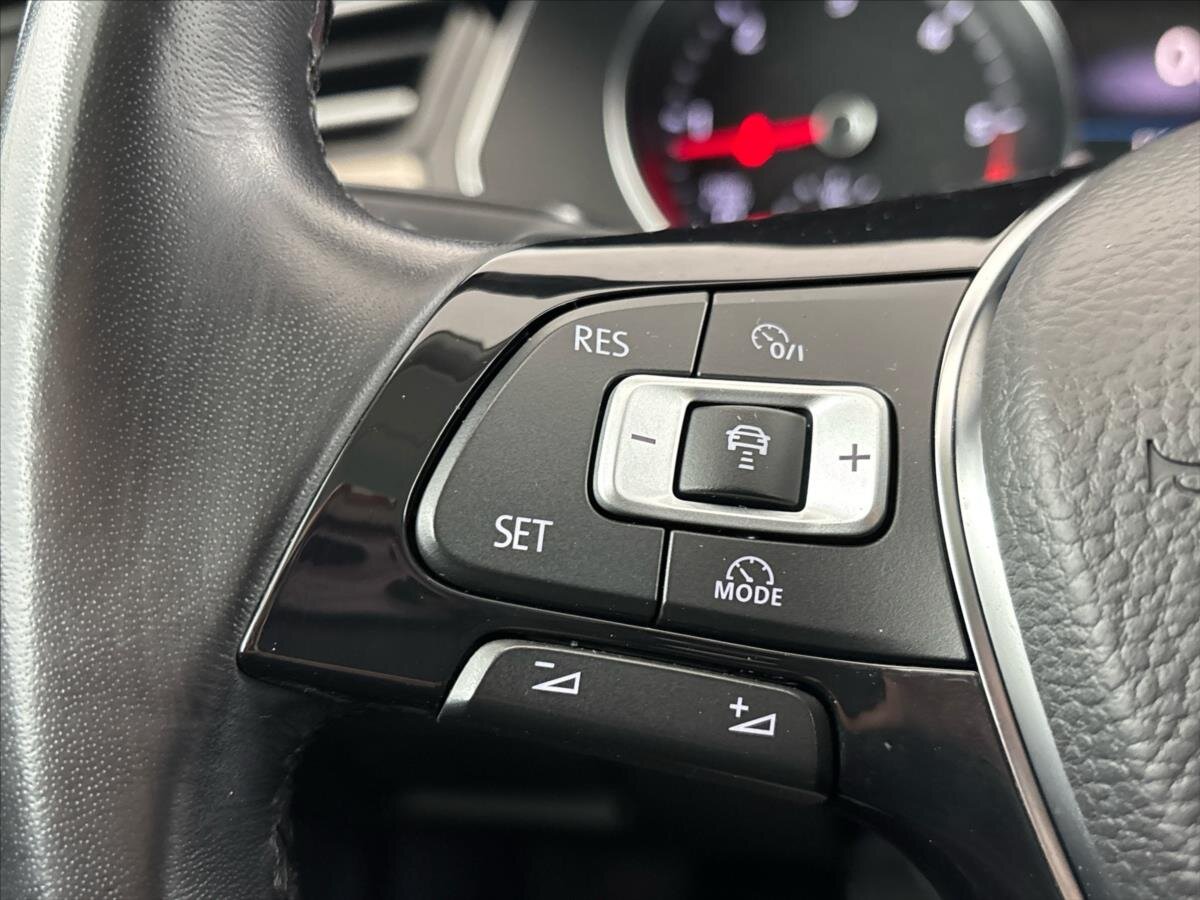 Volkswagen Passat Kombi 2,0 l 140 kw