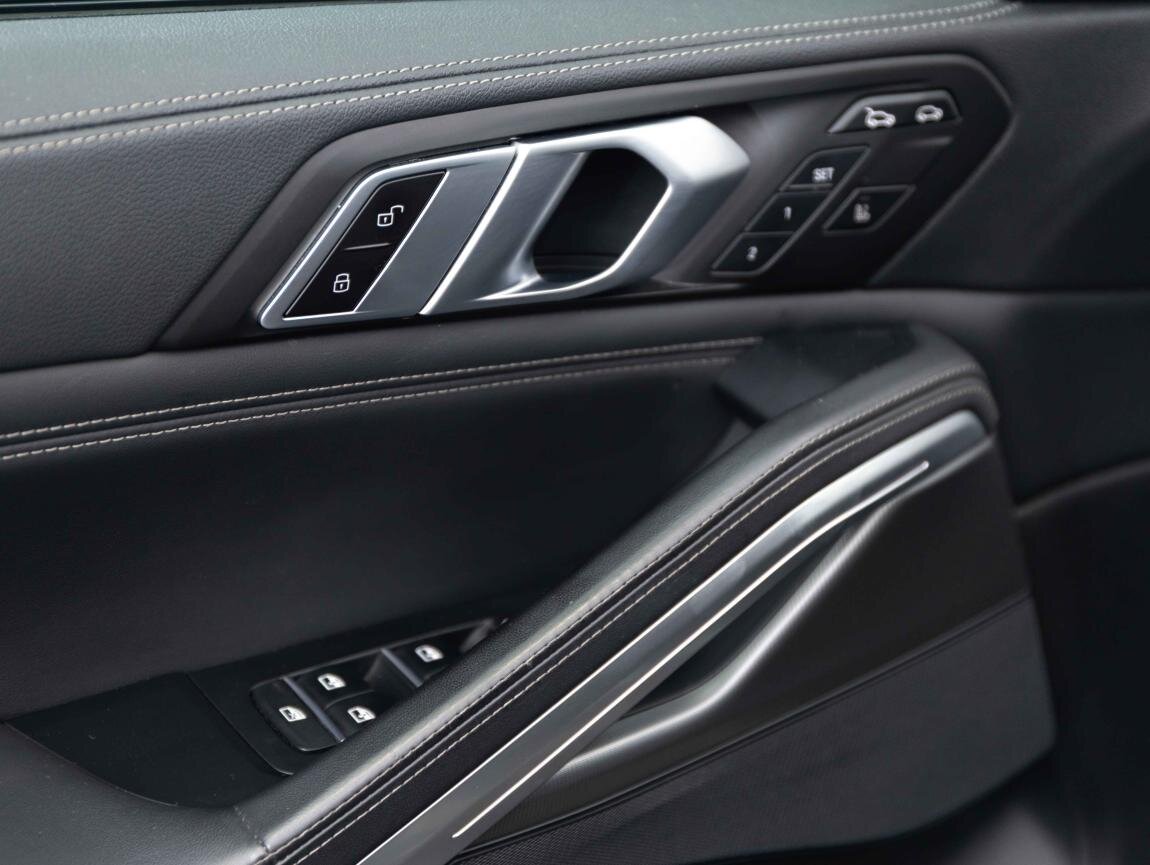 BMW X6 SUV 3,0 l 250 kw