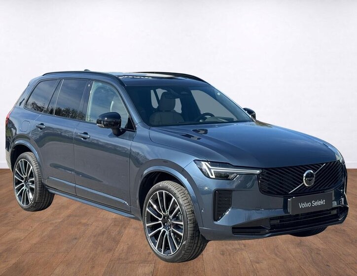 Volvo XC90 SUV / Terénní 2,0 l 184 kw