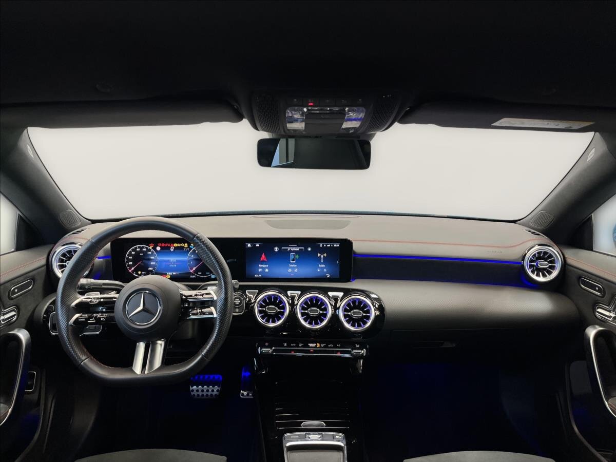 Mercedes-Benz CLA Kupé 2,0 l 165 kw