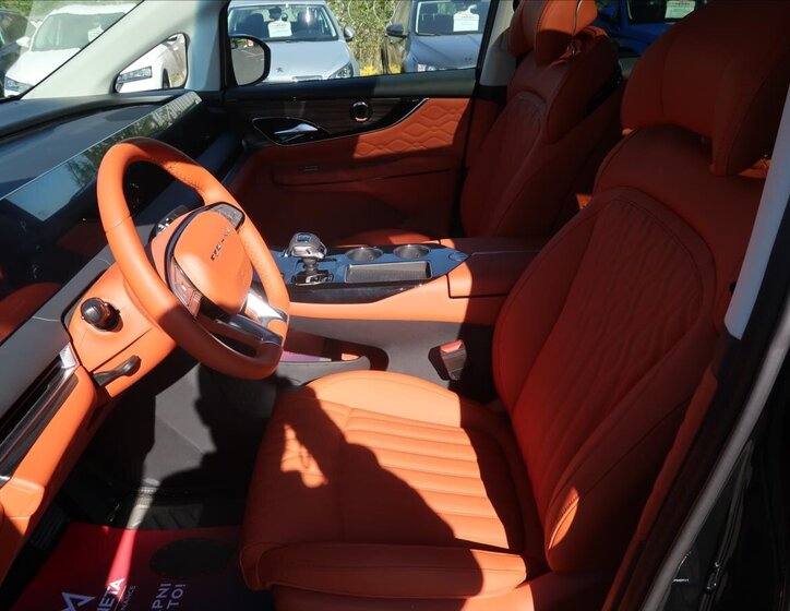Dongfeng U-Tour MPV 1,5 l 255 kw