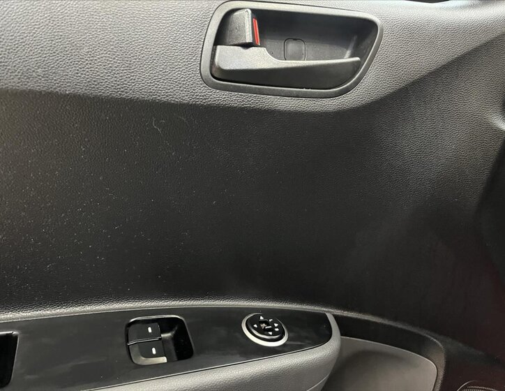 Hyundai i10 Hatchback 998,0 49 kw