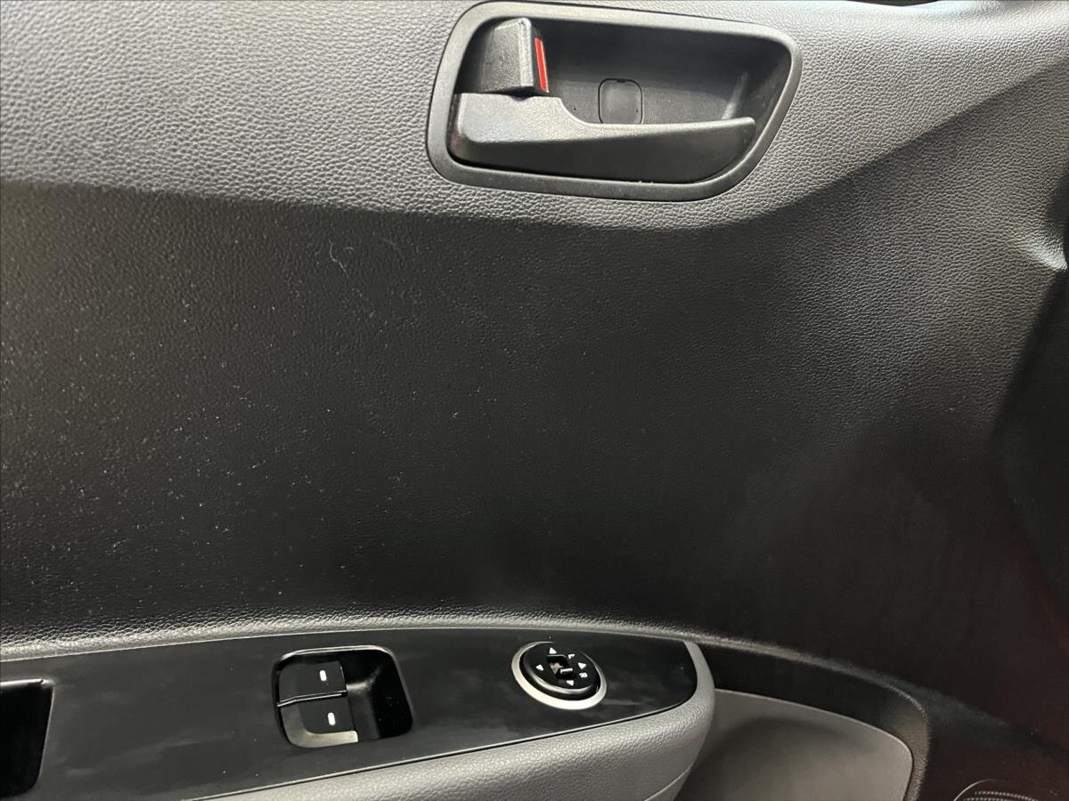 Hyundai i10 Hatchback 998,0 49 kw