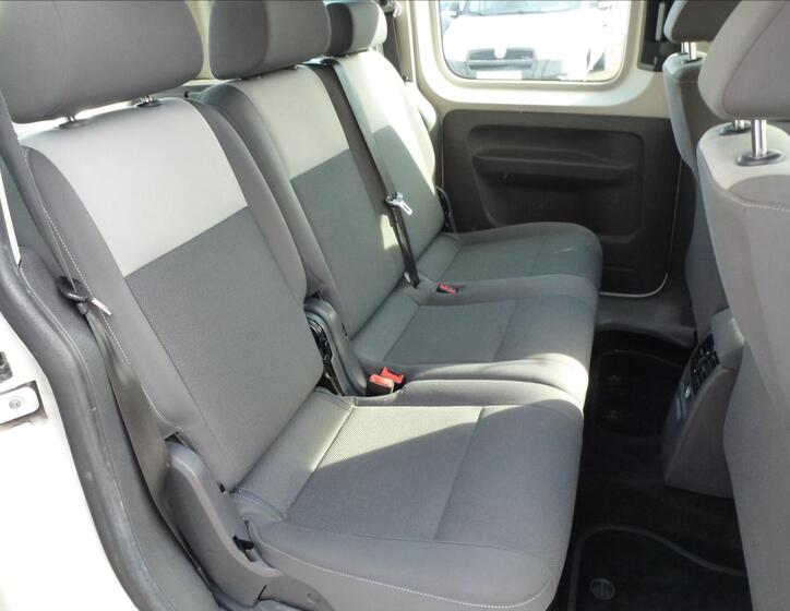 Volkswagen Caddy 19