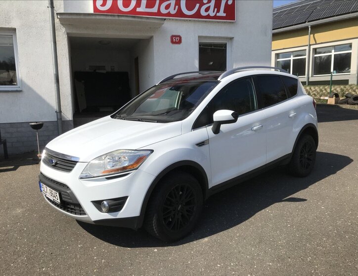 Ford Kuga SUV / Terénní 2,0 l 120 kw