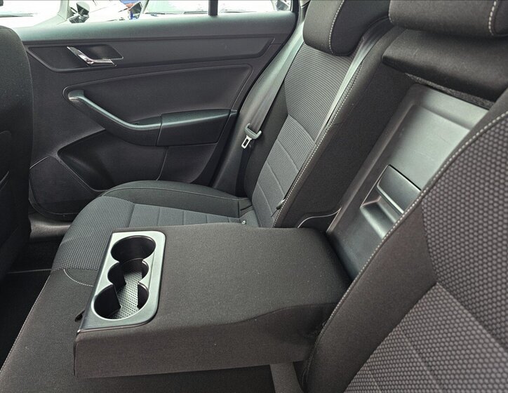 Škoda Rapid Hatchback 1,2 l 77 kw