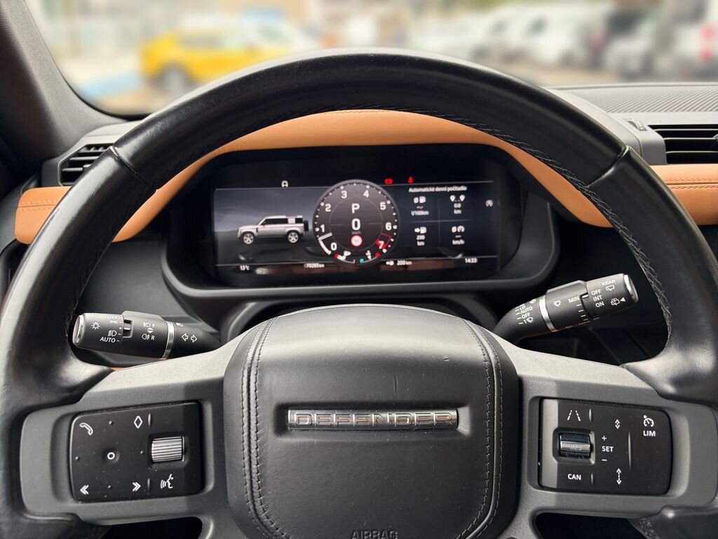 Land Rover Defender SUV / Terénní 3,0 l 294 kw