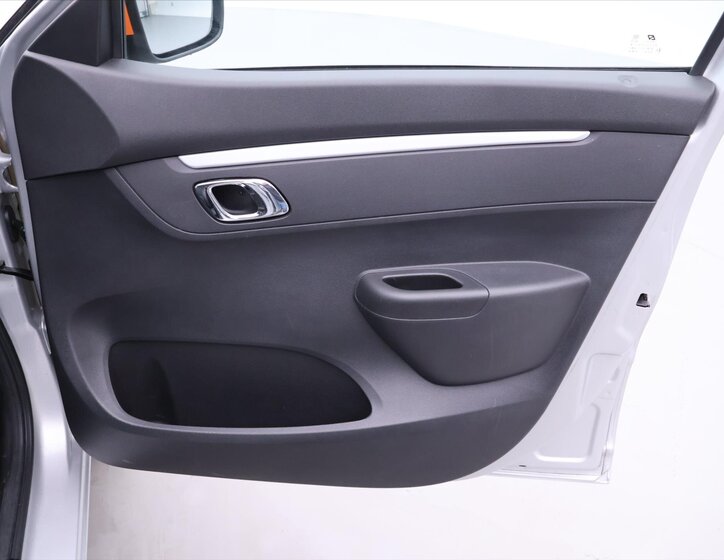 Dacia Spring Hatchback 0,0 33 kw