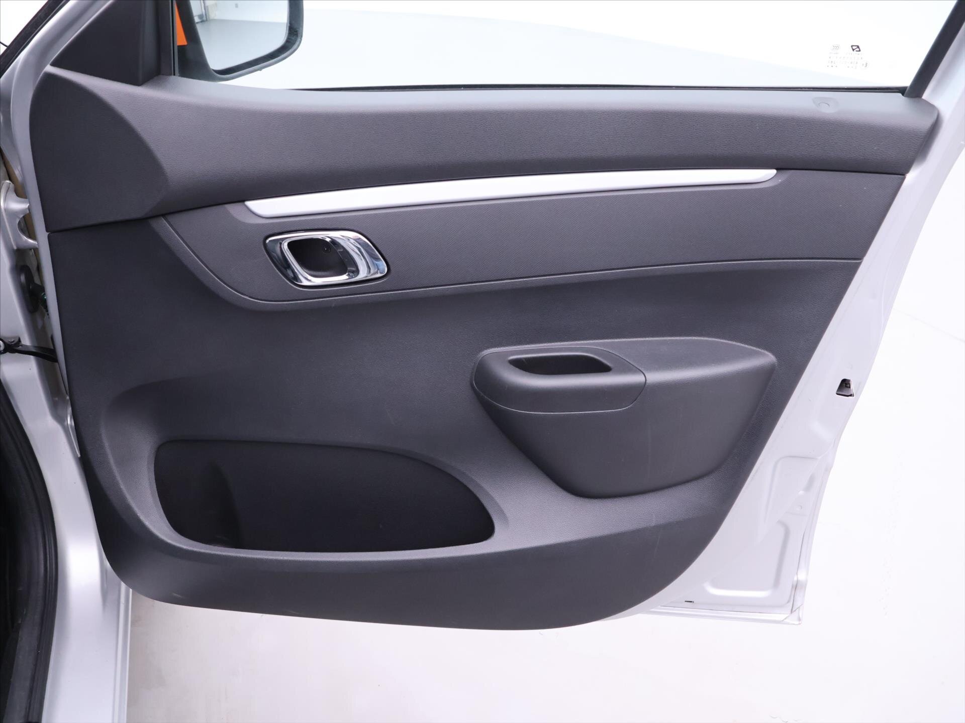 Dacia Spring Hatchback 0,0 33 kw