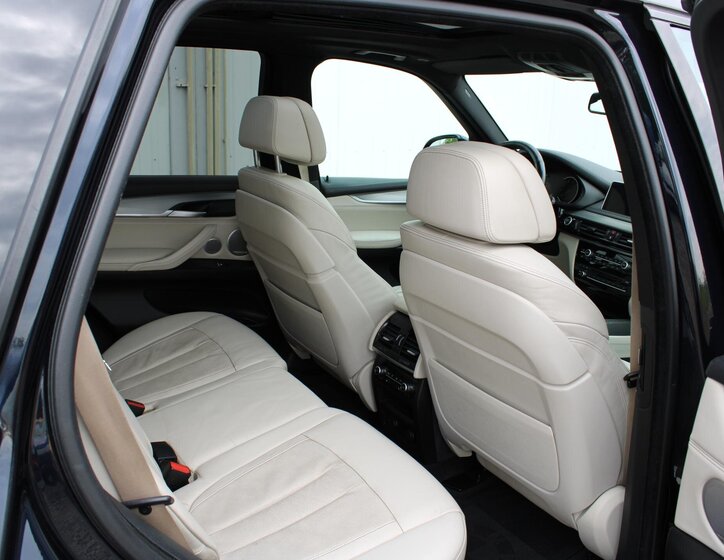 BMW X5 SUV / Terénní 3,0 l 225 kw