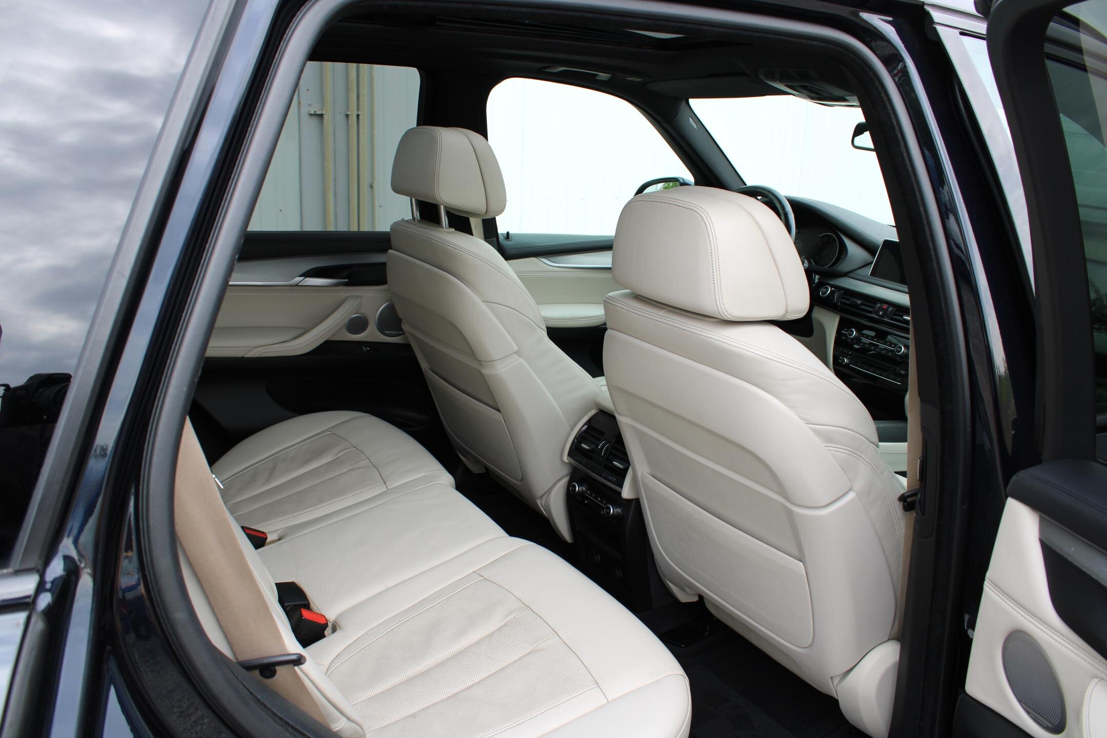 BMW X5 SUV / Terénní 3,0 l 225 kw