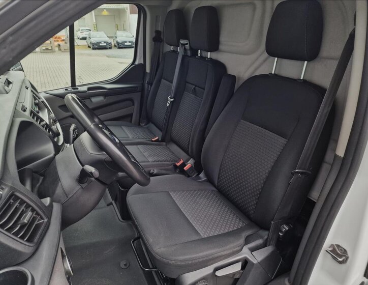 Ford Transit Custom Skříň 2,0 l 77 kw
