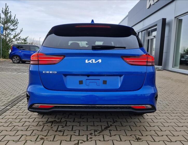 KIA Ceed 5