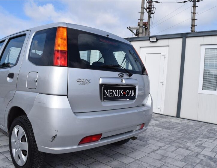 Subaru Justy Hatchback 1,3 l 66 kw