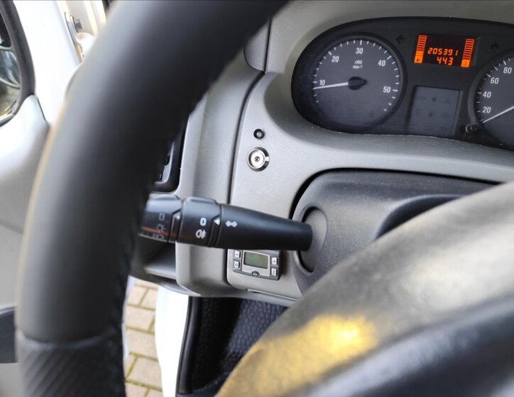 Opel Vivaro Ostatní 2,0 l 84 kw