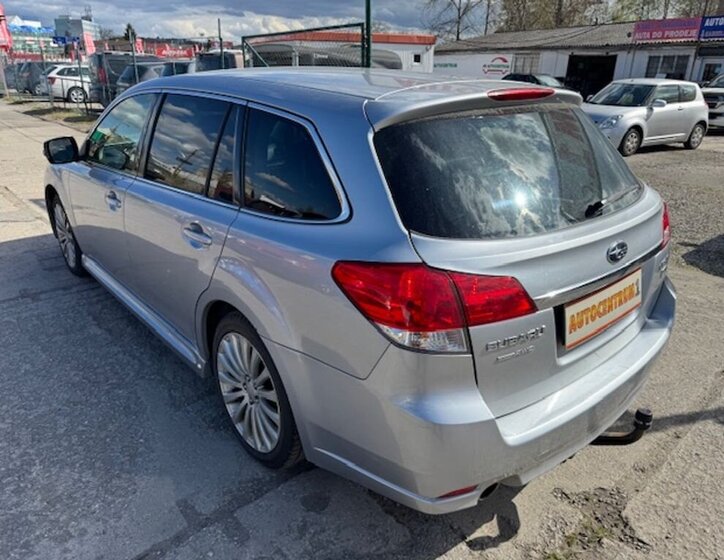 Subaru Legacy Kombi 2,0 l 110 kw