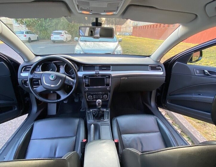 Škoda Superb Kombi 0,0 125 kw