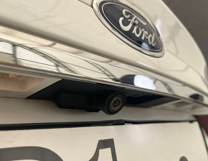 Ford Mondeo Liftback 2,0 l 110 kw