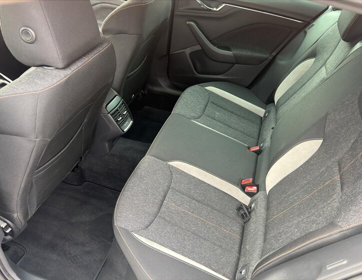 Škoda Scala Hatchback 1,5 l 110 kw