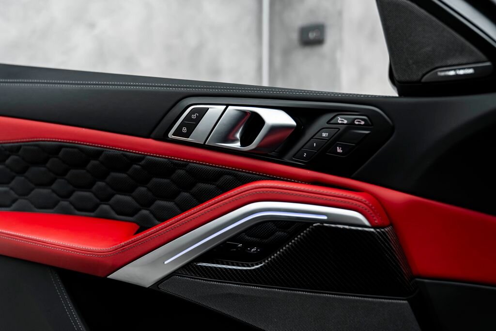 BMW X6 SUV / Terénní 4,4 l 460 kw