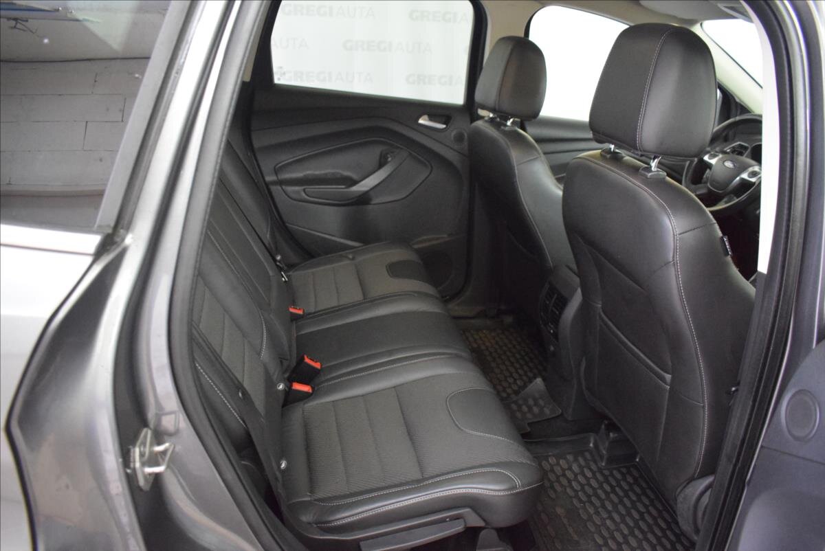 Ford Kuga SUV 2,0 l 120 kw