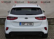 KIA Ceed 4