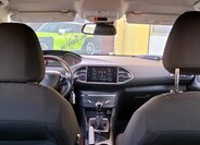 Peugeot 308 Hatchback 1,5 l 75 kw