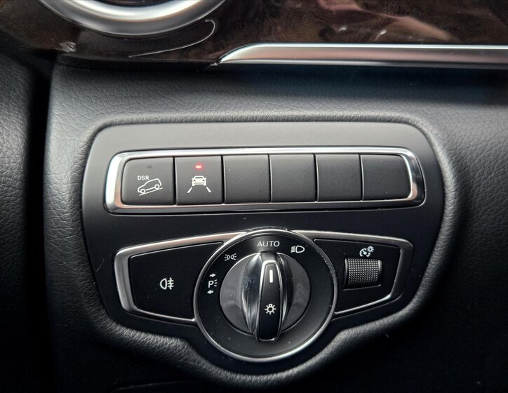 Mercedes-Benz Třídy V Kombi 2,1 l 140 kw