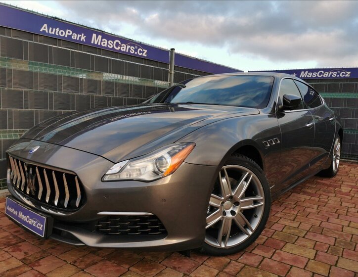 Maserati Quattroporte Sedan / Limuzína 3,0 l 202 kw