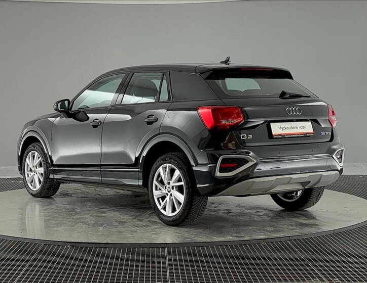 Audi Q2 SUV / Terénní 1,5 l 110 kw