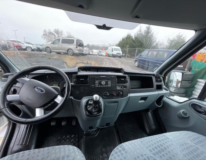 Ford Transit Skříň 2,2 l 63 kw