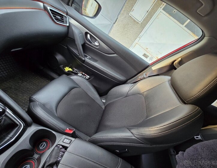 Nissan Qashqai SUV / Terénní 0,0 120 kw