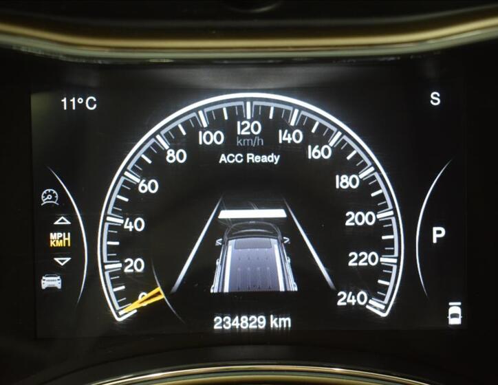 Jeep Grand Cherokee 34