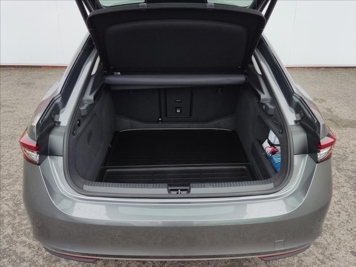 Škoda Superb Liftback 2,0 l 142 kw